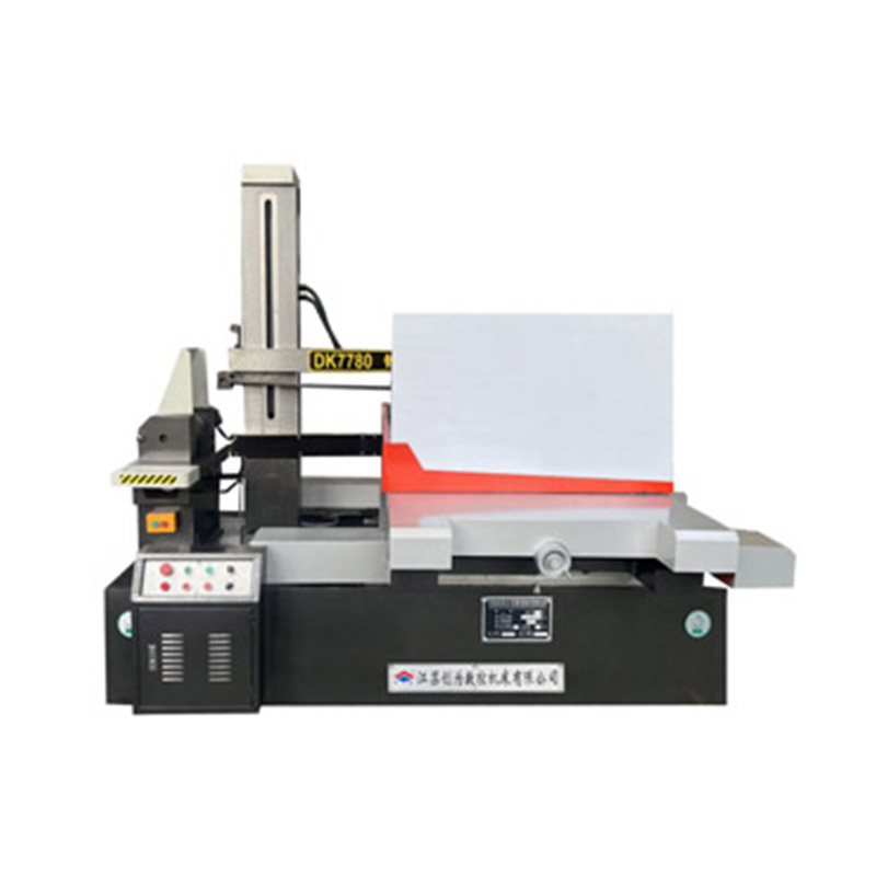 DK7780 ± 30 ° AZ Hurtig beredskab CNC EDM High Speed ​​Wire Cutting Machine