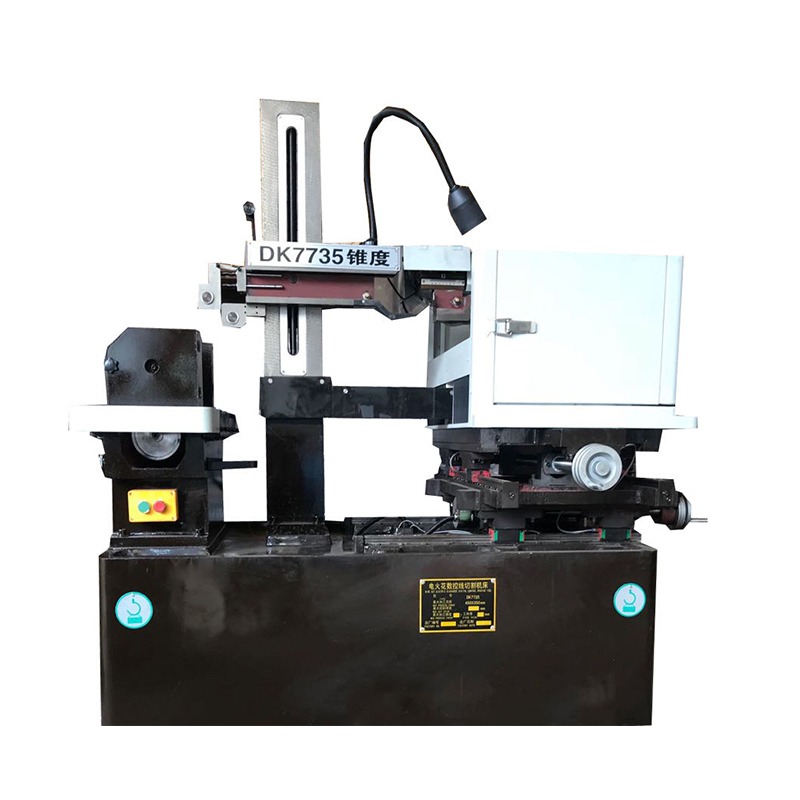 DK7735 ± 15 ° AZ Modulær CNC EDM High Speed ​​Wire Cutting Machine