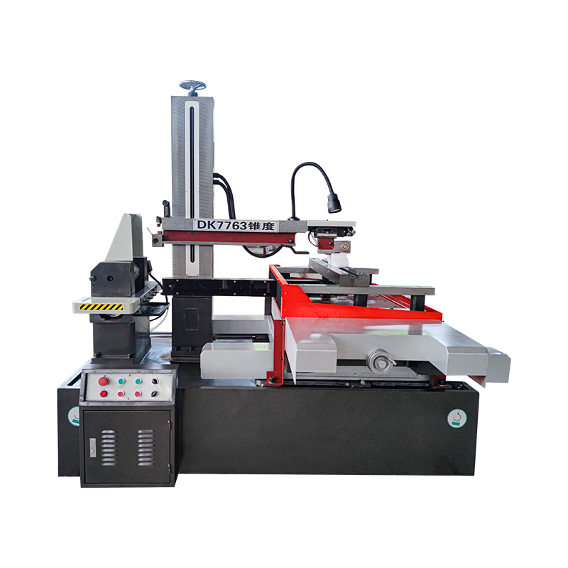 DK7763 Ikke-standard F Model AZ Overcurrent Protection CNC Wire EDM High-Speed ​​Cutting Machine